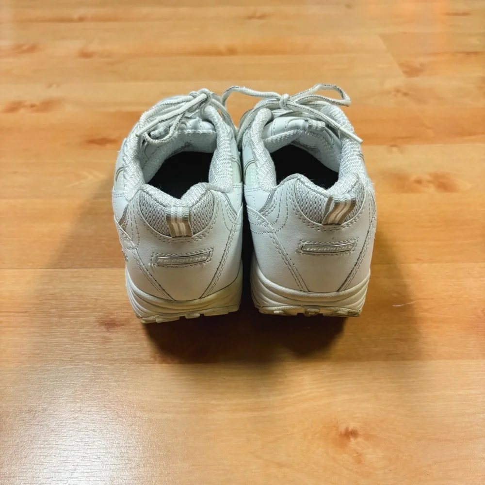 Skechers Shape Ups White Lace Up Toning Active Sneakers Womens Size 9.5